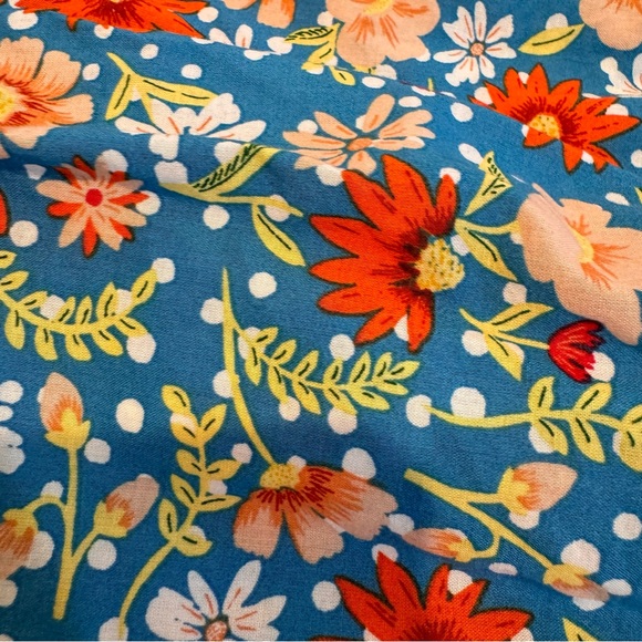 Loft Large cotton half button down puffy sleeves flowers - Picture 10 of 12